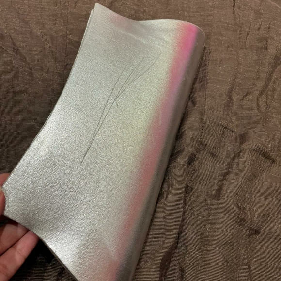 Silver Metallic clutch - Picture 9 of 9